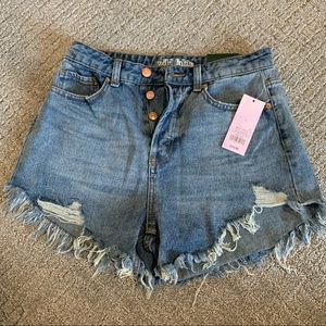 NWT Wild Fable distressed denim shorts